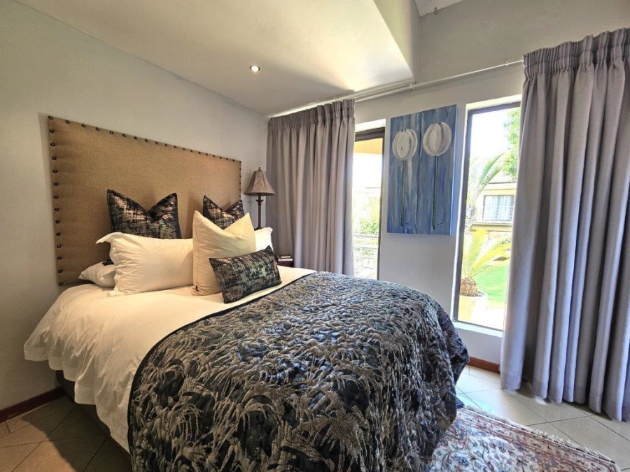 4 Bedroom Property for Sale in Kosmos Ridge North West